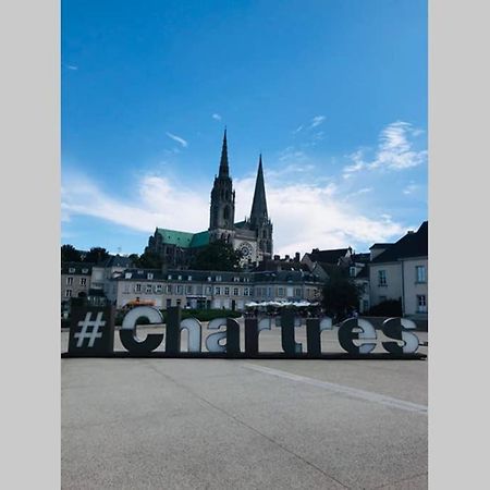 Apartmán Le Nicole Chartres Exteriér fotografie